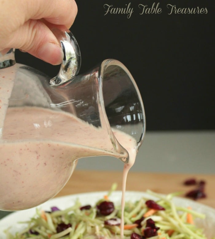 {Cranberry} Asian Ginger Dressing